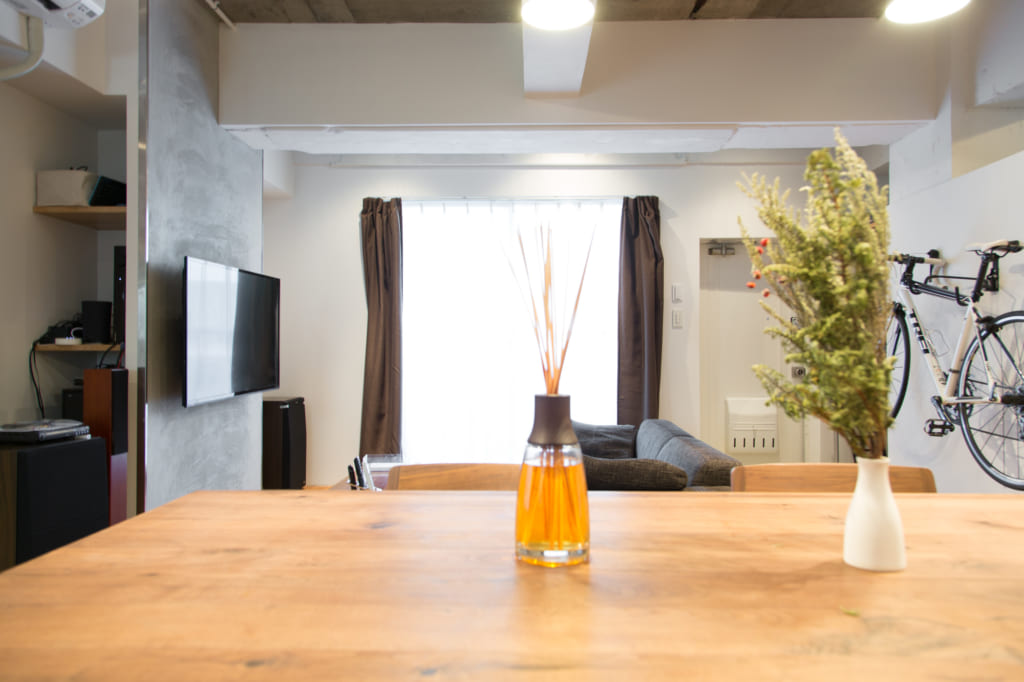 一人暮らしの部屋は特に注意！自分では気付かない『部屋の臭い』の原因と対処方法【CaSy（カジー）】家事代行サービス